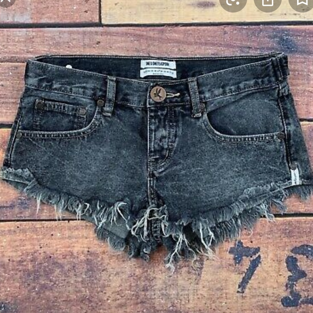 One Teaspoon- Duke Shorts, Size 27